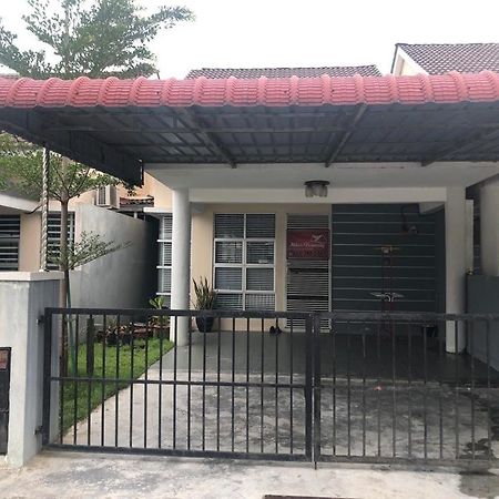Miker Homestay Seri Iskandar Exterior photo
