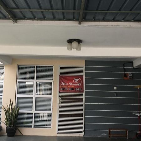 Miker Homestay Seri Iskandar Exterior photo