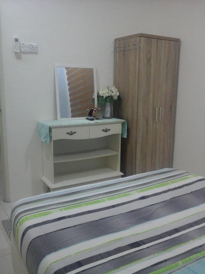 Miker Homestay Seri Iskandar Exterior photo