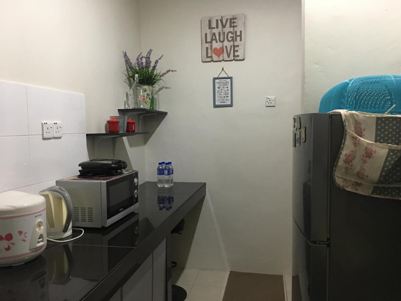 Miker Homestay Seri Iskandar Exterior photo